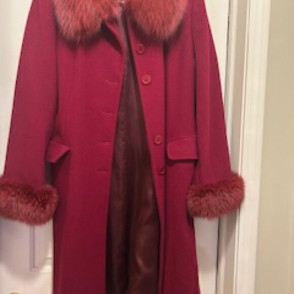 three quarter length Redish/Burgundy lamb/wool coat - Picture 9 of 9